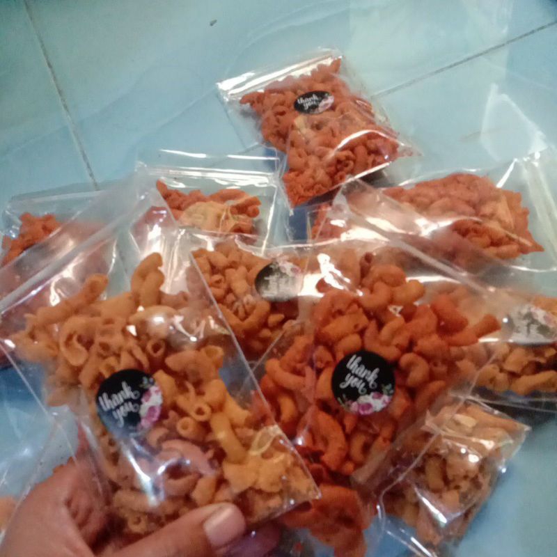 

PREMIUM (SANJAYA) Makaroni Pedas Bantat KRiuk kemasan pouch 50gr