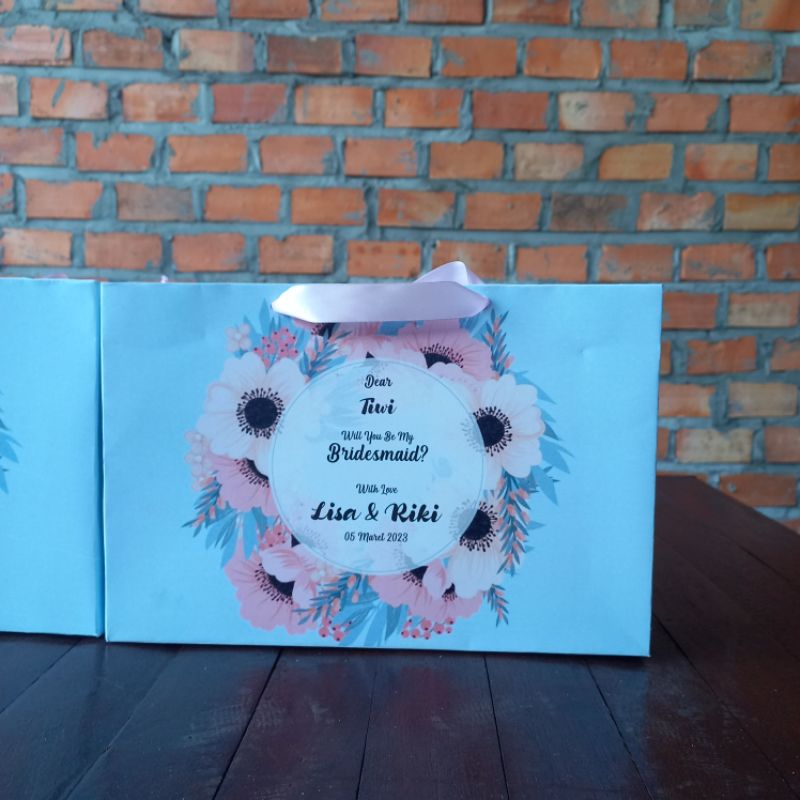 

Paperbag bridesmaid