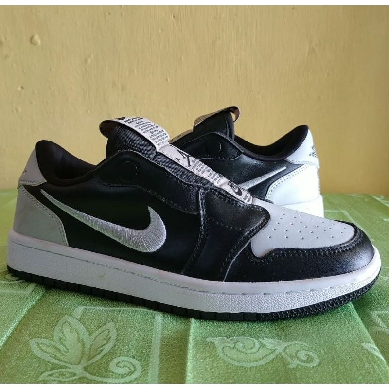 NIKE AIR JORDAN RETRO 1 LOW SLIP ON SHADOW