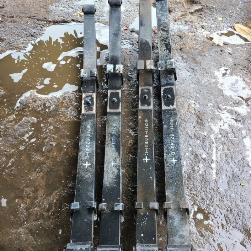 per daun grand max 1set kiri kanan pnp.