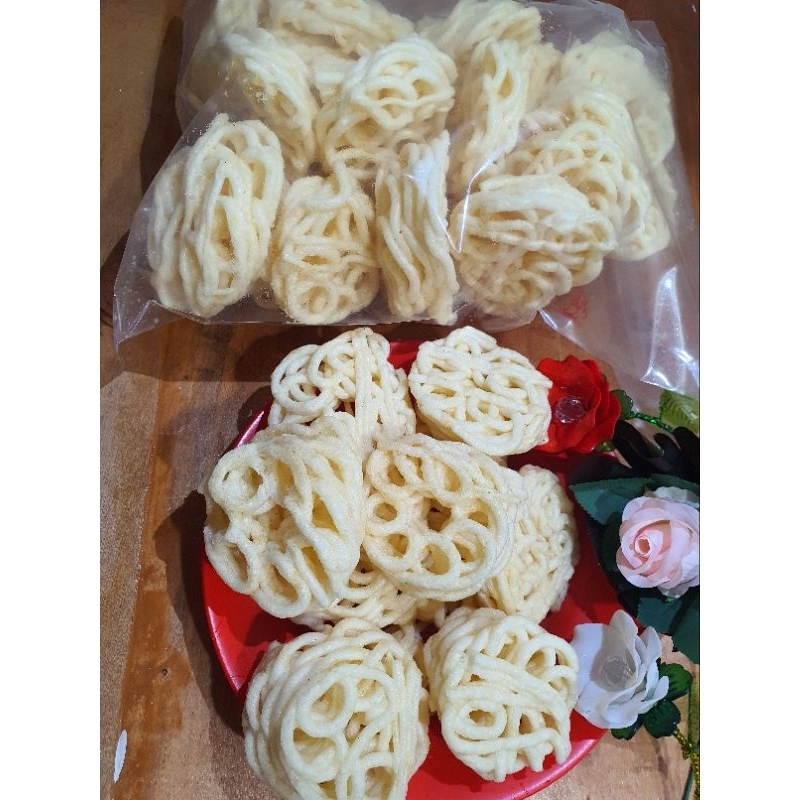 

Kerupuk Mawar (250g)