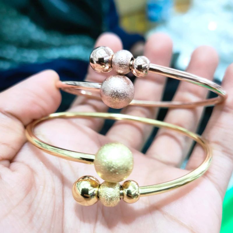 Gelang bangle titanium perhiasan wanita 001