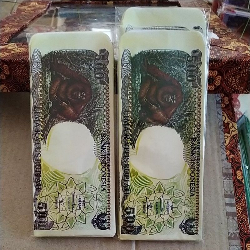 

angpau lebaran motif uang