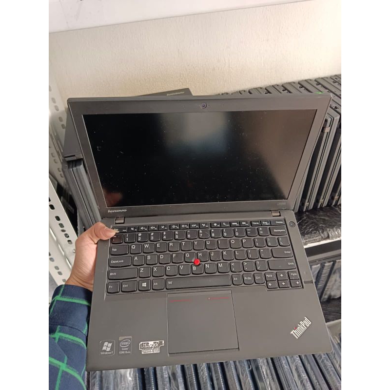 Laptop Second Lenovo Thinkpad X240 i5 gen 4 Ram 8GB SSD 256 GB 12,5inch Double Batre