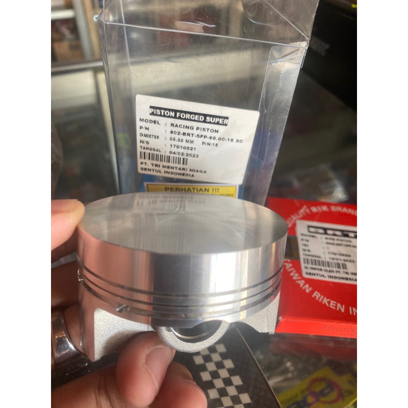 piston BRT 66 pin 15