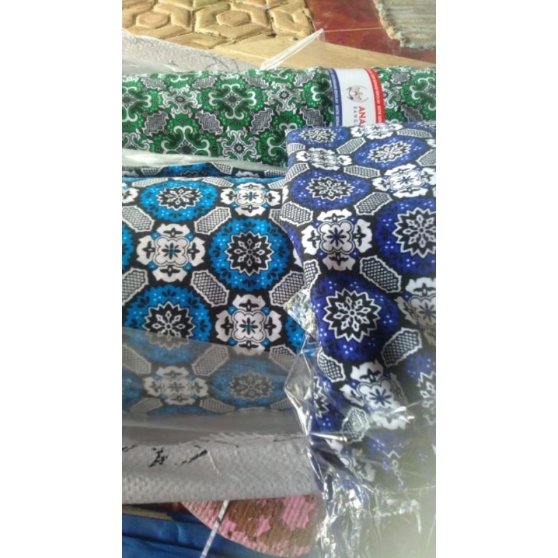 request batik biru tosca