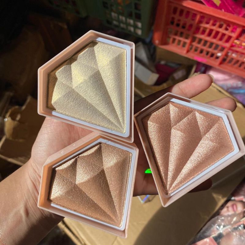 HIGHLIGHTER INSTA GLOW HIGH SHINE PERONA TULANG PIPI