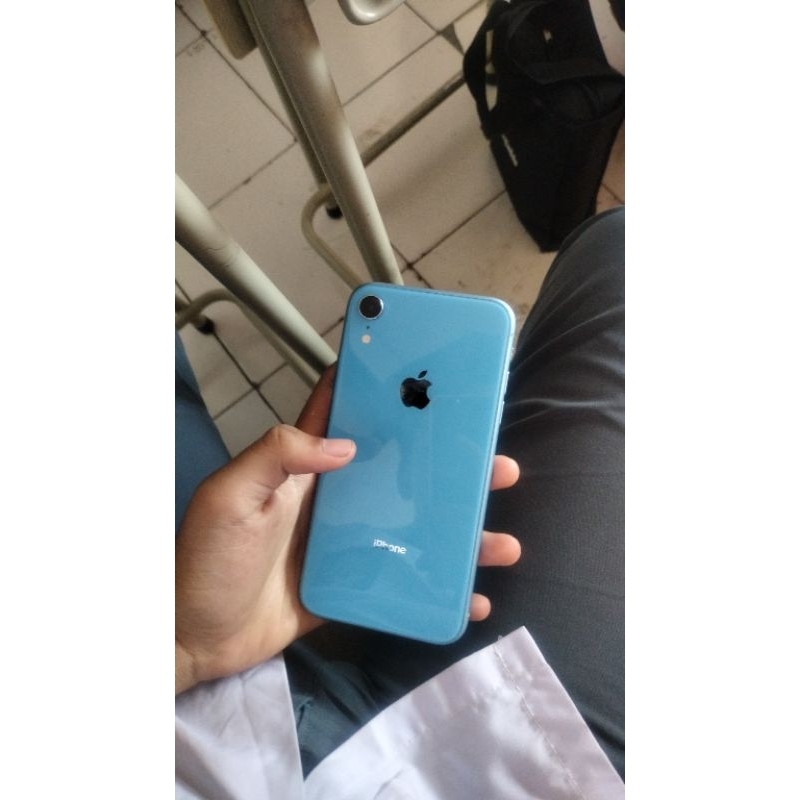 mainan xr 128 biru