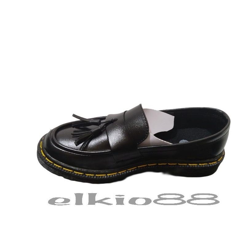 SEPATU CASUAL SLIP ON PRIA DAN WANITA FORMAL KANTORAN  PANNY LAOFERS DR. MARTENS LOAPERS DOCMART PAN