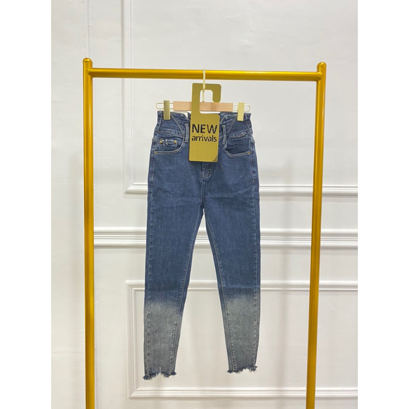 Celana jeans import slim gradasi cp400nw