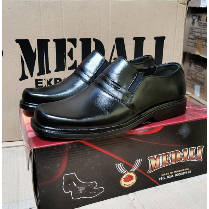 Sepatu Pria Sepatu Pantofel Kulit Asli Sepatu Dinas Sepatu Medali Sepatu Formal