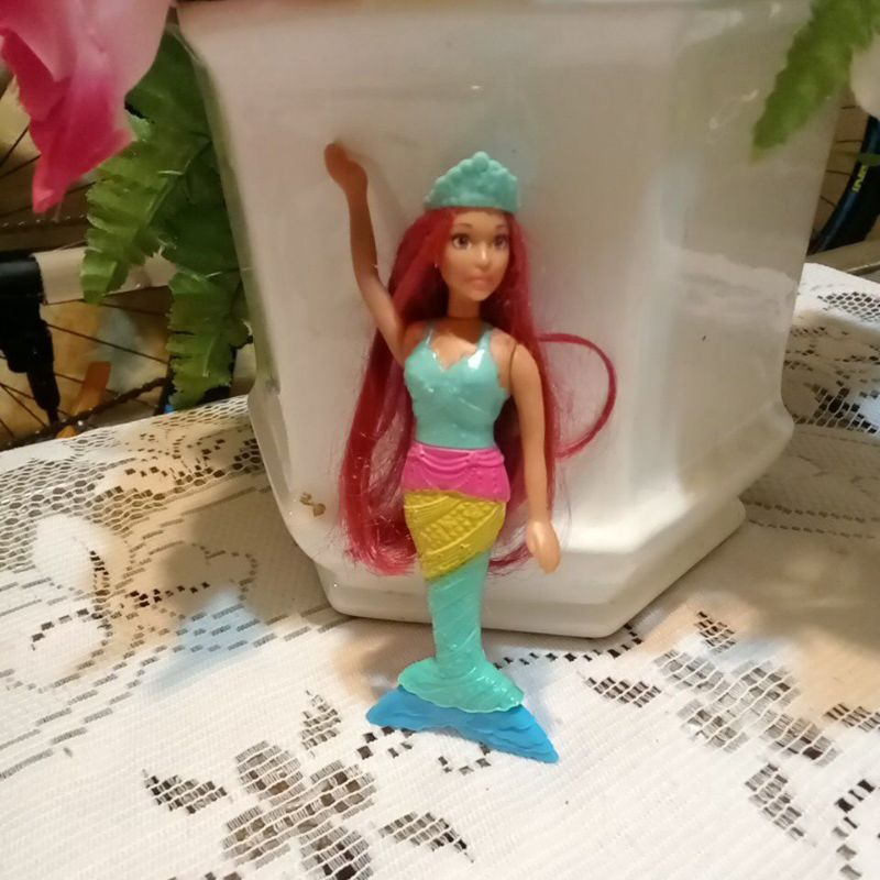 Figure Barbie