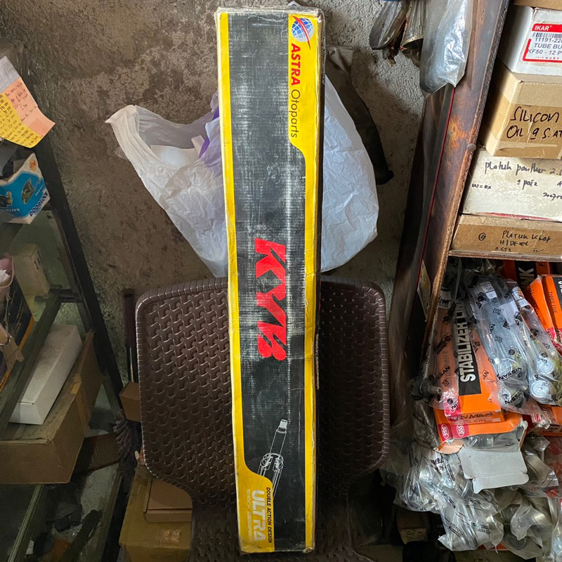 Shockbreaker belakang VIOS OLD GEN 1 kayaba ultra