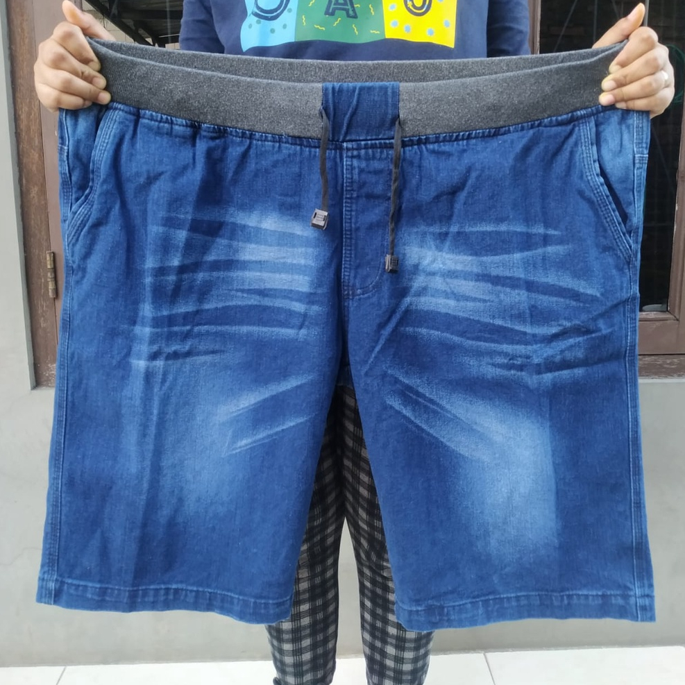 Celana Pendek Jeans Jumbo Pinggang Karet Bahan Denim Tidak Melar Ukuran 27 Sampai Jumbo 44