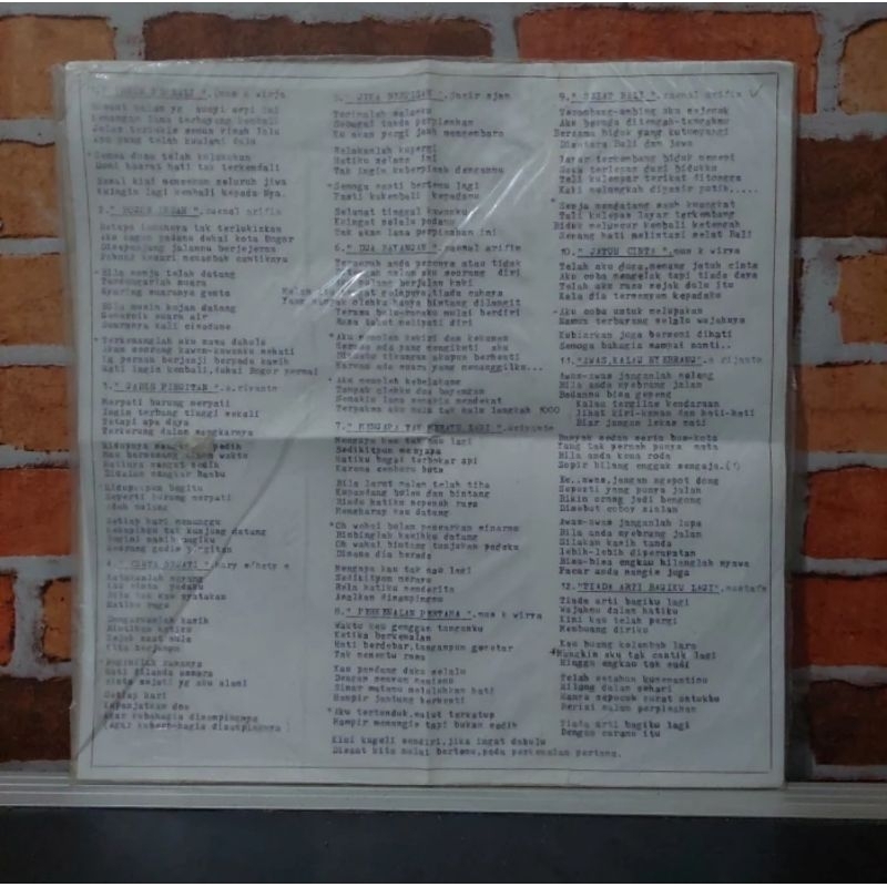 Vinyl Piringan Hitam 12 inch Ernie Djohan &amp;Zaenal Combo