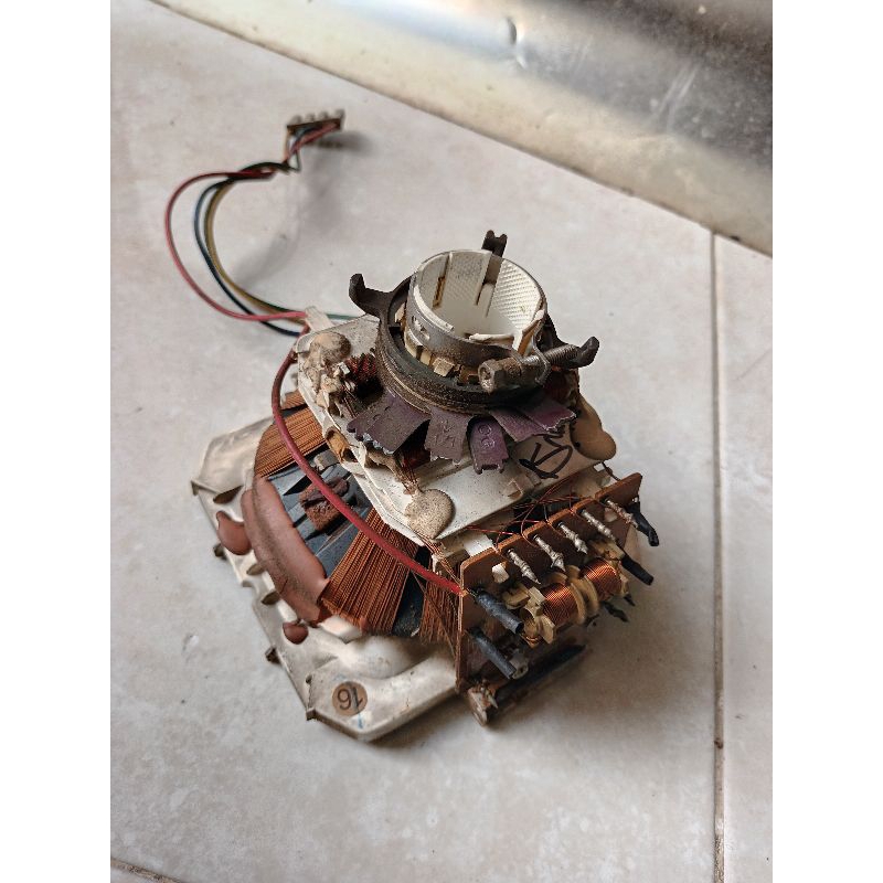 YOKE DEFLEKSI POLYTRON SLIM