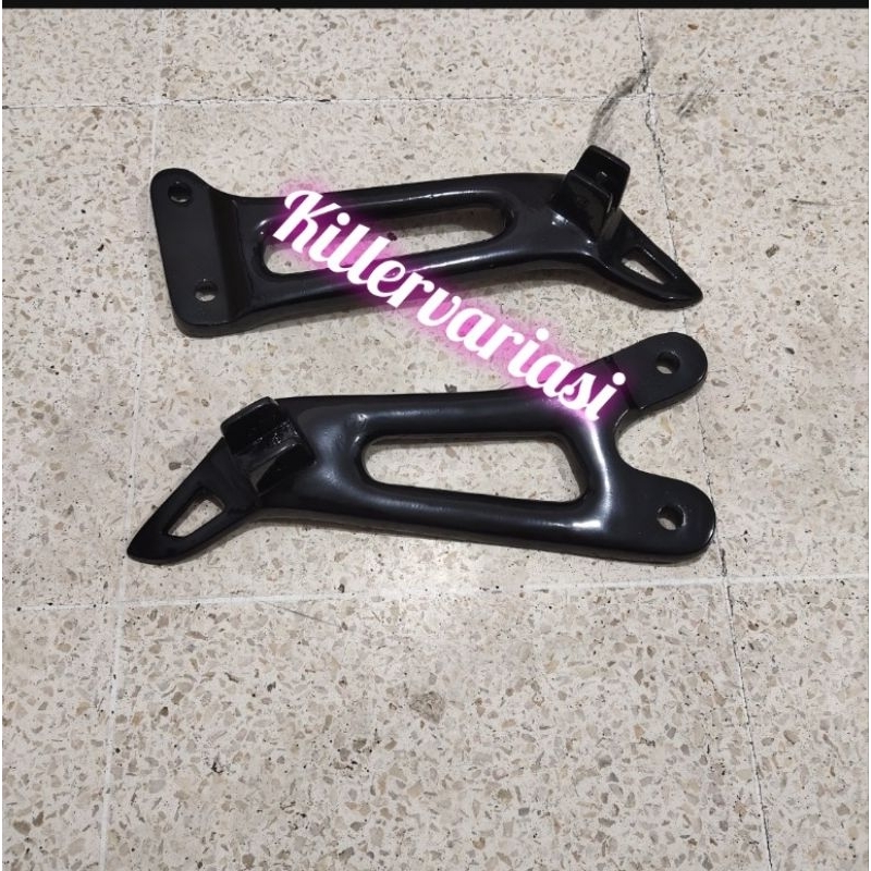 FOOTSTEP FUSTEP BOSTEP POSTEB PIJAKAN KAKI BELAKANG YAMAHA RX KING WARNA CHROME DAN HITAM HARGA SEPASANG KIRI KANAN