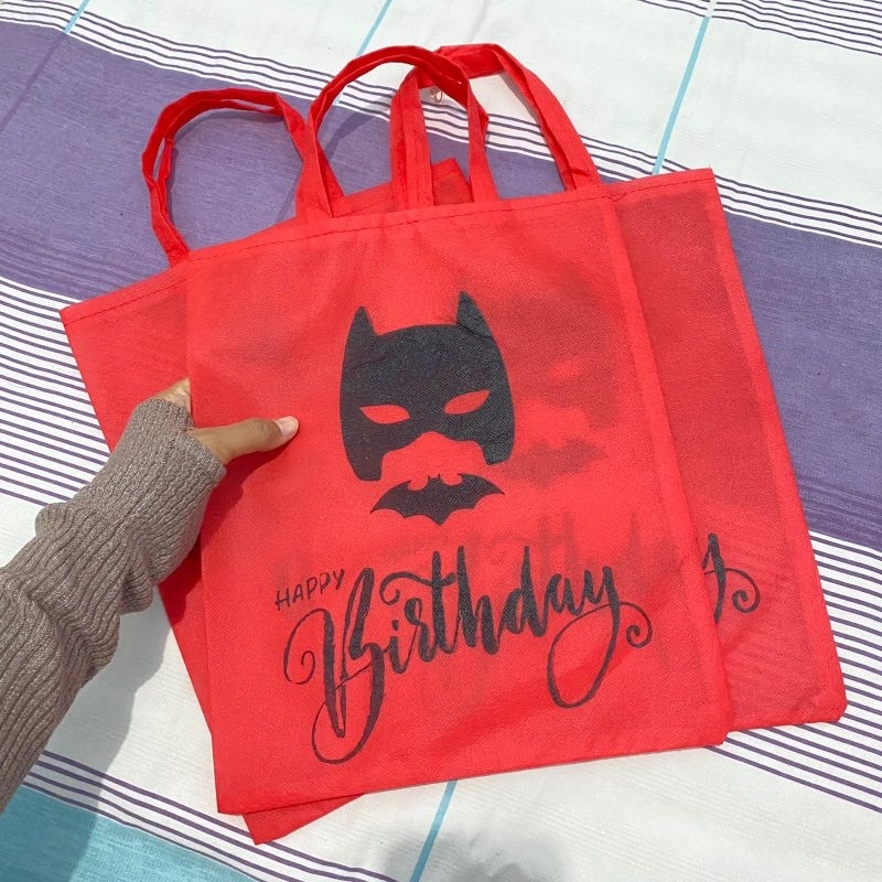 GOODIE BAG SNACK ULTAH MOTIF BATMAN MERAH TERLARIS KEKINIAN READY SIAP KIRIM F 25x30