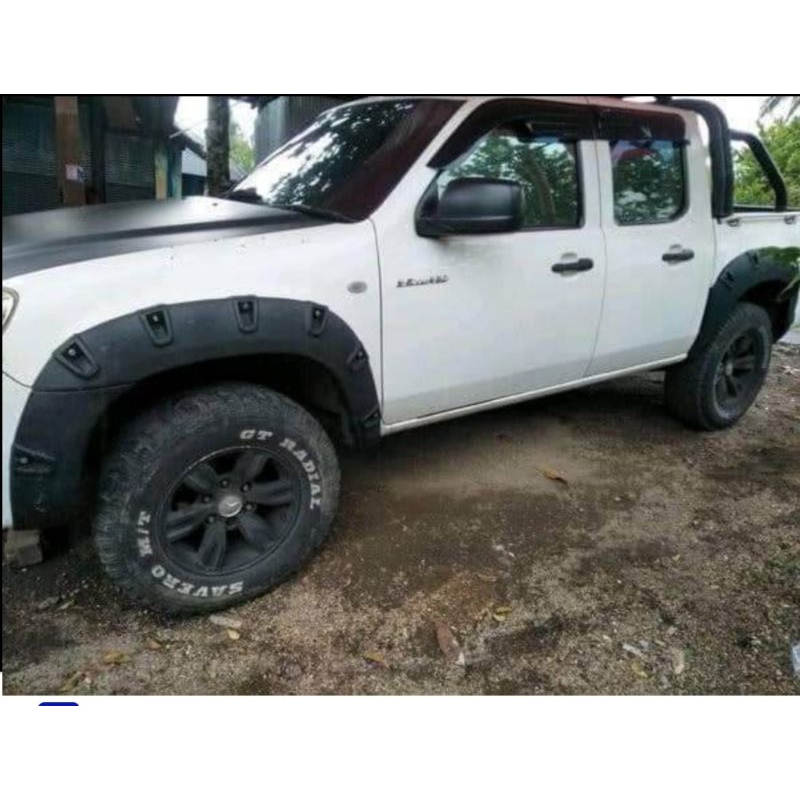 OVERFENDER MAZDA BT50