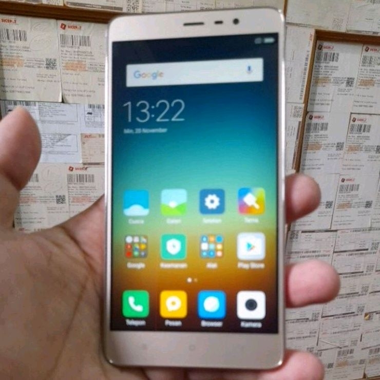 Hp redmi note 3 ram 3/32GB second normal gold siap pakai minus yangkut akun