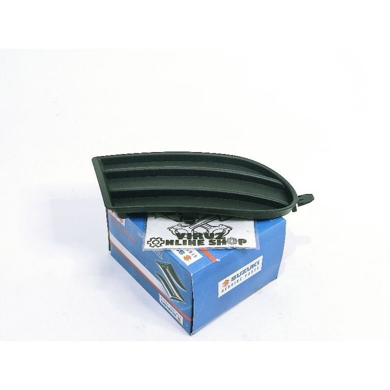 COVER TUTUP LAMPU FOG LAMP BEMPER DEPAN SUZUKI SWIFT GL KANAN BUNTU ORIGINAL