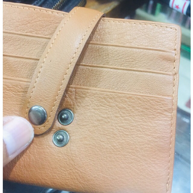 dompet khusus kartu model terbaru dengan pengaman kancing yang keren dan elegan bahan dari kulit sapi asli berkualitas lokal #dompet #dompetkartu #dompetkartu #cardholder