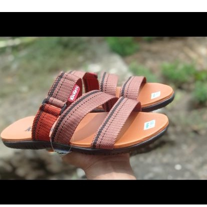 SANDAL SLOP / SANDAL SLOP TERBARU / SANDAL SLOP TERKINI / SANDAL SLOP PRIA