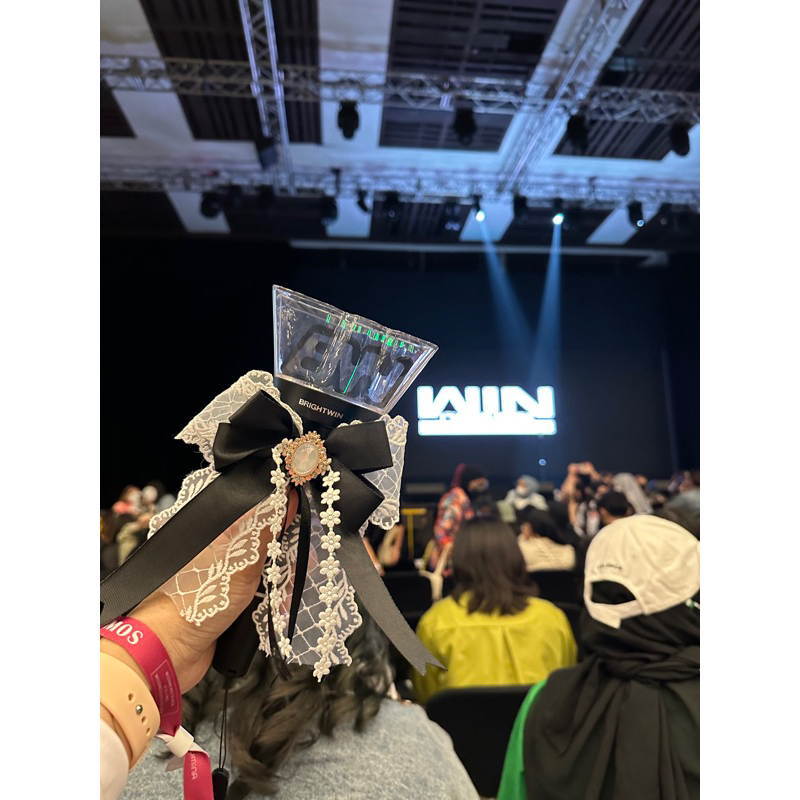 (booked) official gmmtv - lightstick brightwin side by side concert