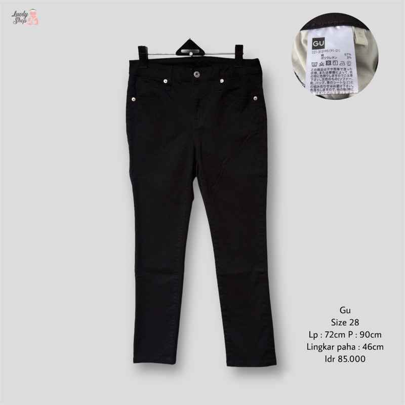 GU jeans hitam