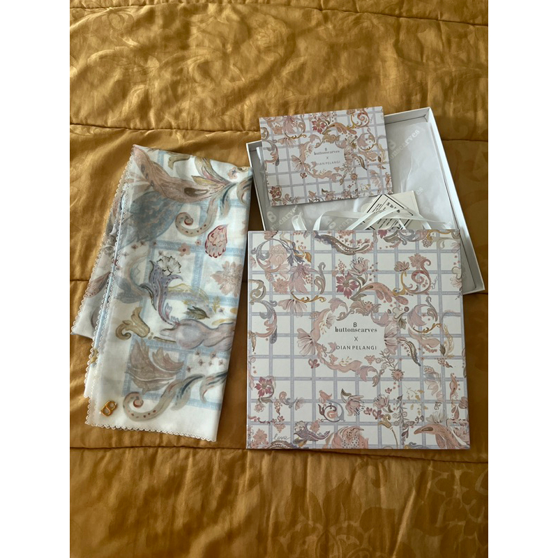 AUTOGRAPH x DIAN PELANGI, ORCHID EXTENDED X SARAH SOFYA BUTTONSCARVES PRELOVED