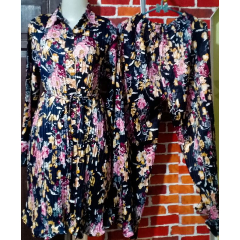 Setelan Set  Tunik Celana Plisket Free Belt Bahan Bangkok Rayon Premium Quality Atasan Outer