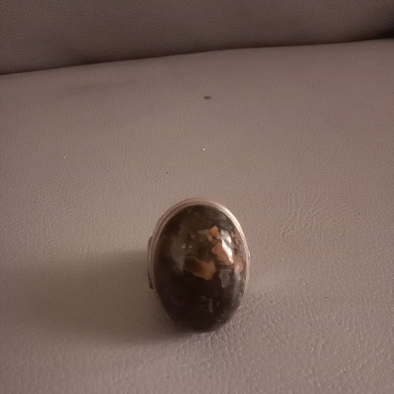 cincin batu panca warna