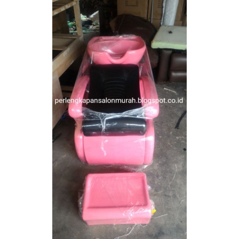 kursi keramas pink soft