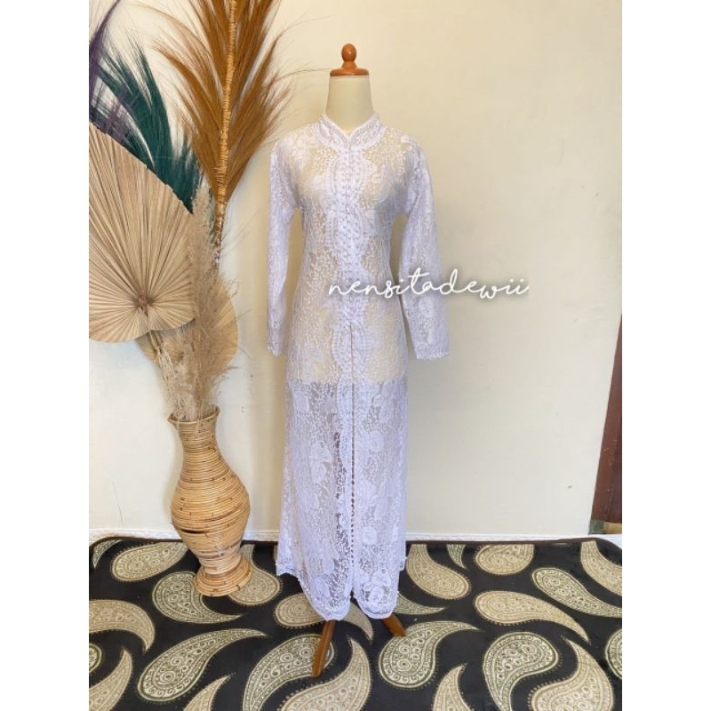 Kebaya Pengantin / Kebaya Akad - Model V1