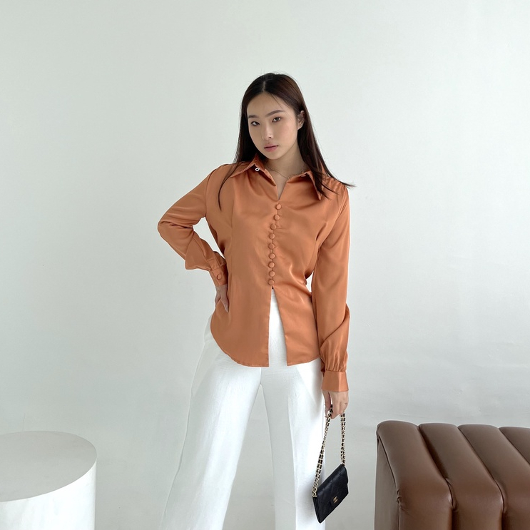 Lily Satin Blouse / Top Satin Wanita / Blouse Korean / Atasan Casual