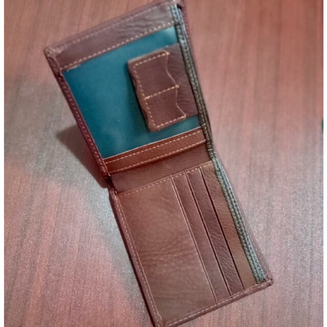 dompet lipat dua pria bahan kulit asli motif embos cetak buaya timbul yang keren dengan harga bersahabat #dompet #dompetpria #dompetcowok #dompetkulit #dompetkeren #dompetbagus