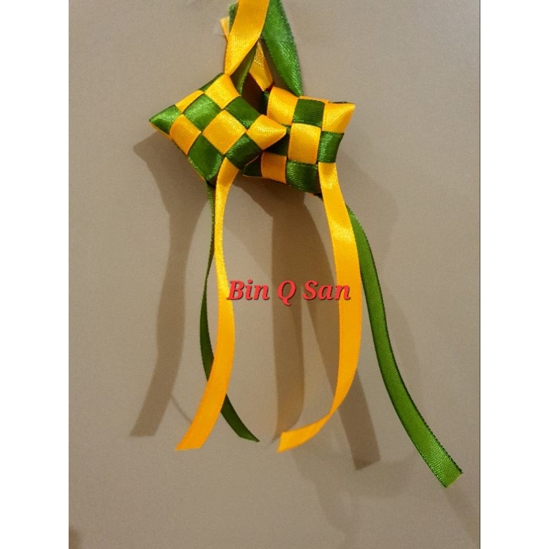 

Ketupat hias pita satin / ketupat lebaran / ketupat pita