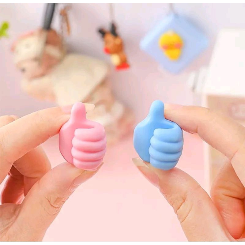 Klip Holder Kabel USB Bentuk Jempol Tangan Kreatif