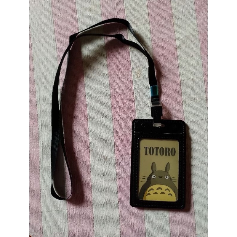 

Tempat name tag id card kulit imitasi dua slot kartu plus tali