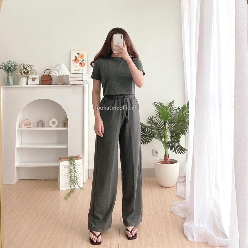 Lookatmeofficial • Ivy Set - Croptop + Pants Setelan Wanita Atasan dan Kulot Premium