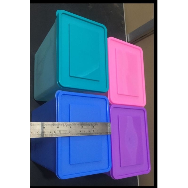 toples plastik jerapah warna warni