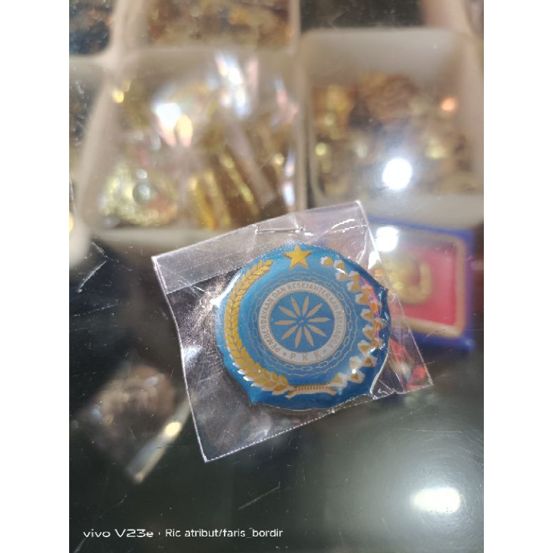 pin pkk lencana pkk bros pin