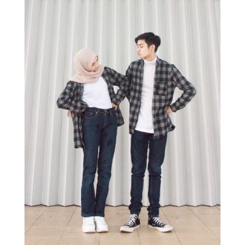 Kemeja flanel lengan panjang kotak catur putih pria wanita casual distro surfing motif square unisex