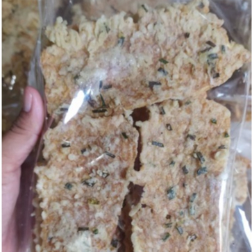 

Tempe Kripik Khas Jawa Kripik Tempe Pakai Irisan Kucai Kripik Tempe Enak Murah