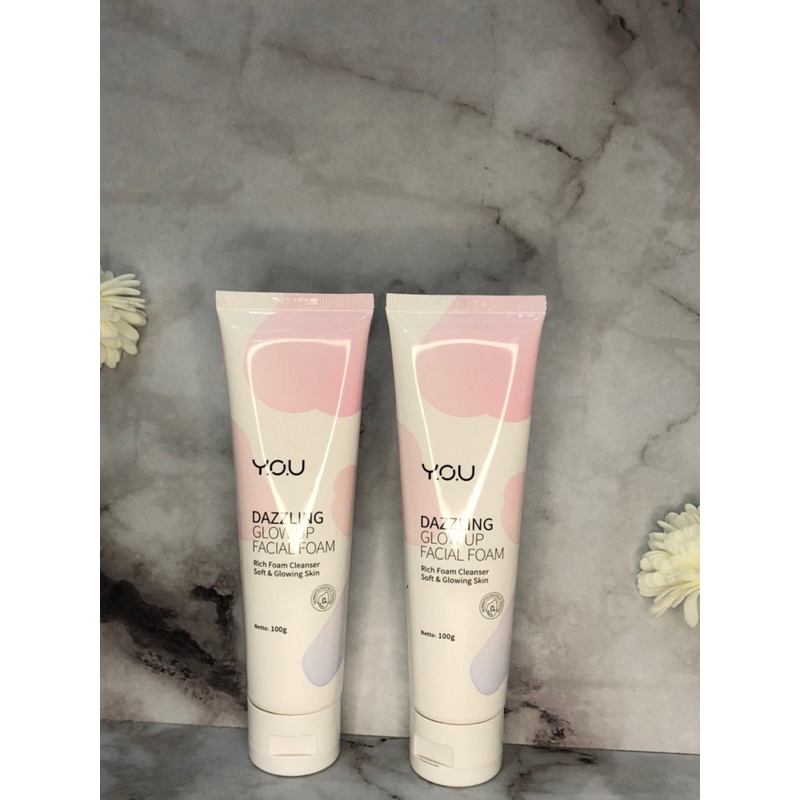 DazzlingGlowUpFacialFoam