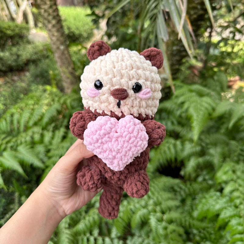 Love Otter Plushie / Amigurumi Otter / Boneka Handmade Otter @by.tinyhands / By Tinyhands
