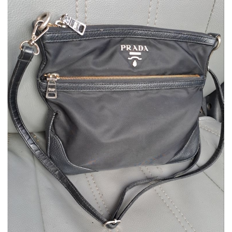 PRADA Milano Nylon SlingBag Second Seken Preloved Bekas