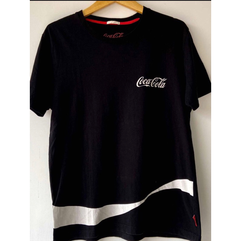 KAOS SECOND BRAND COCA COLA