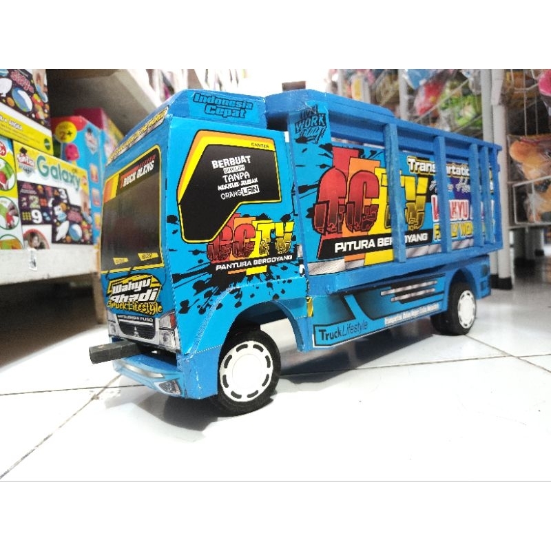 Mainan Miniatur Kayu/ Truck oleng Kayul/truck kayu