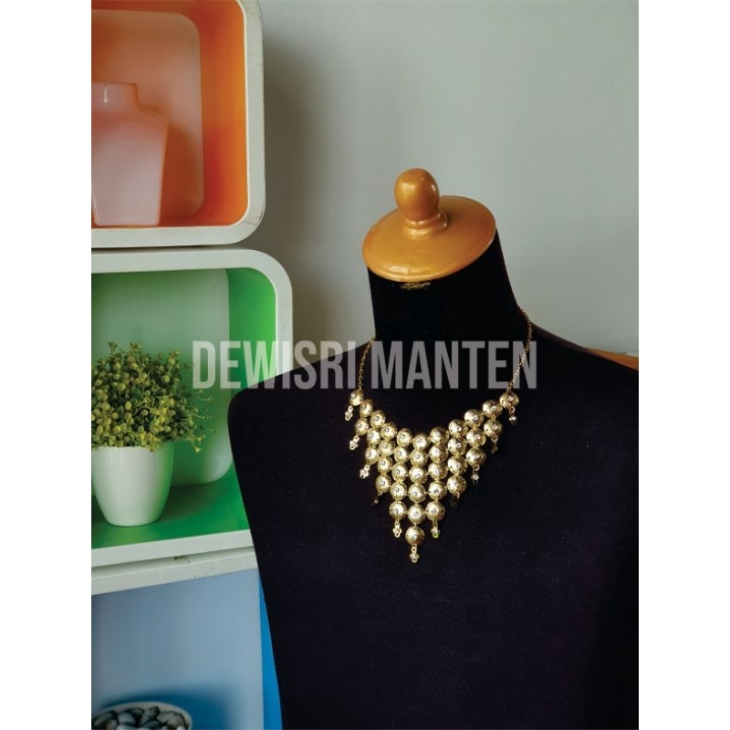 kalung rajut kecil
